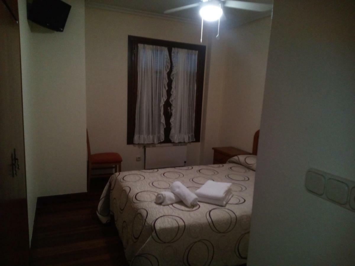 Los Fronterizos Hotel อีรุน ภายนอก รูปภาพ