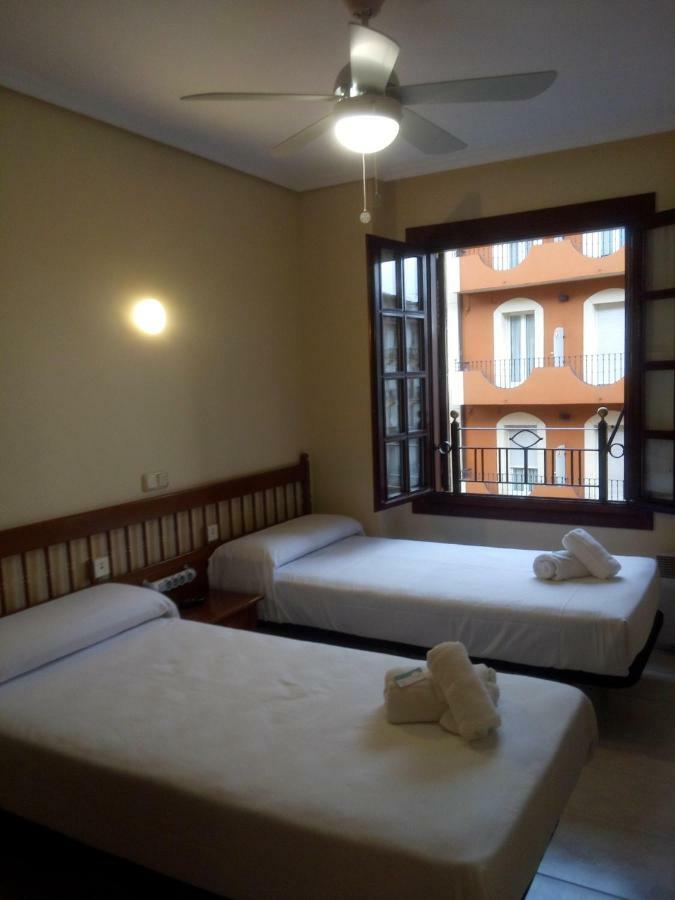 Los Fronterizos Hotel อีรุน ห้อง รูปภาพ